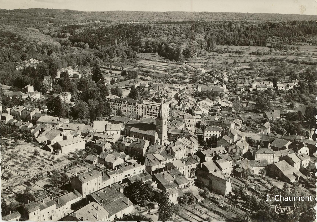 BainslesBains/BainslesBains Vue panoramique aérienne